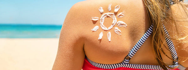 Natural Sunscreen for Oily Skin: Benefits & Best Picks
