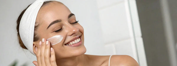 Sunscreen SPF 50 for Dry Skin | La Pink